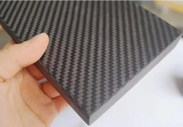 碳纤维板在制作中容易出现哪些缺陷